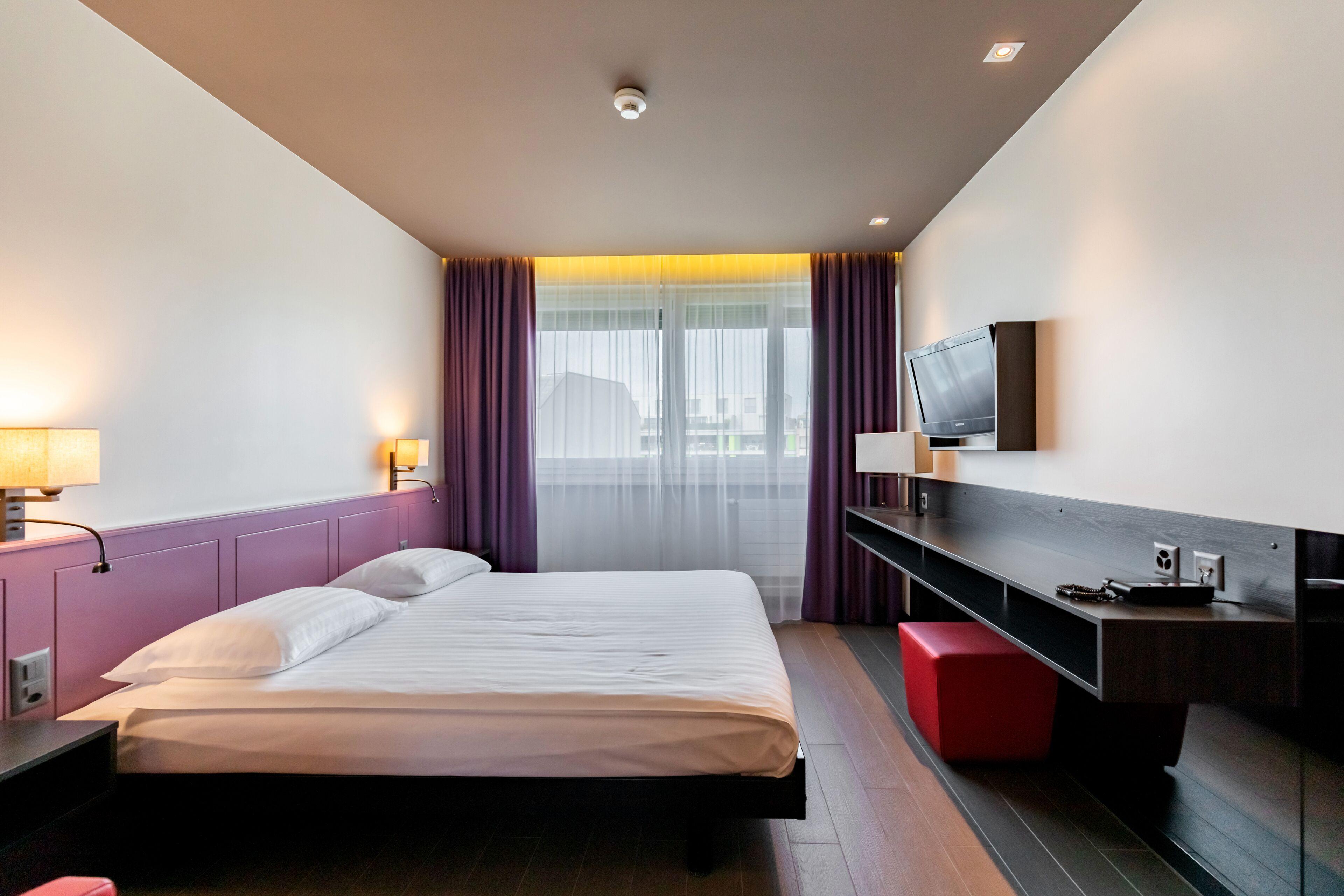 Les Nations Hotel